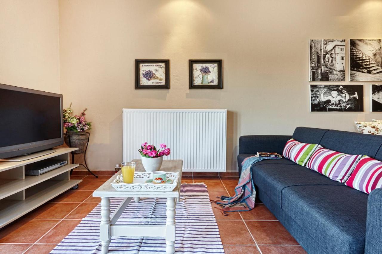 Bella View Apartment Скиатос Екстериор снимка