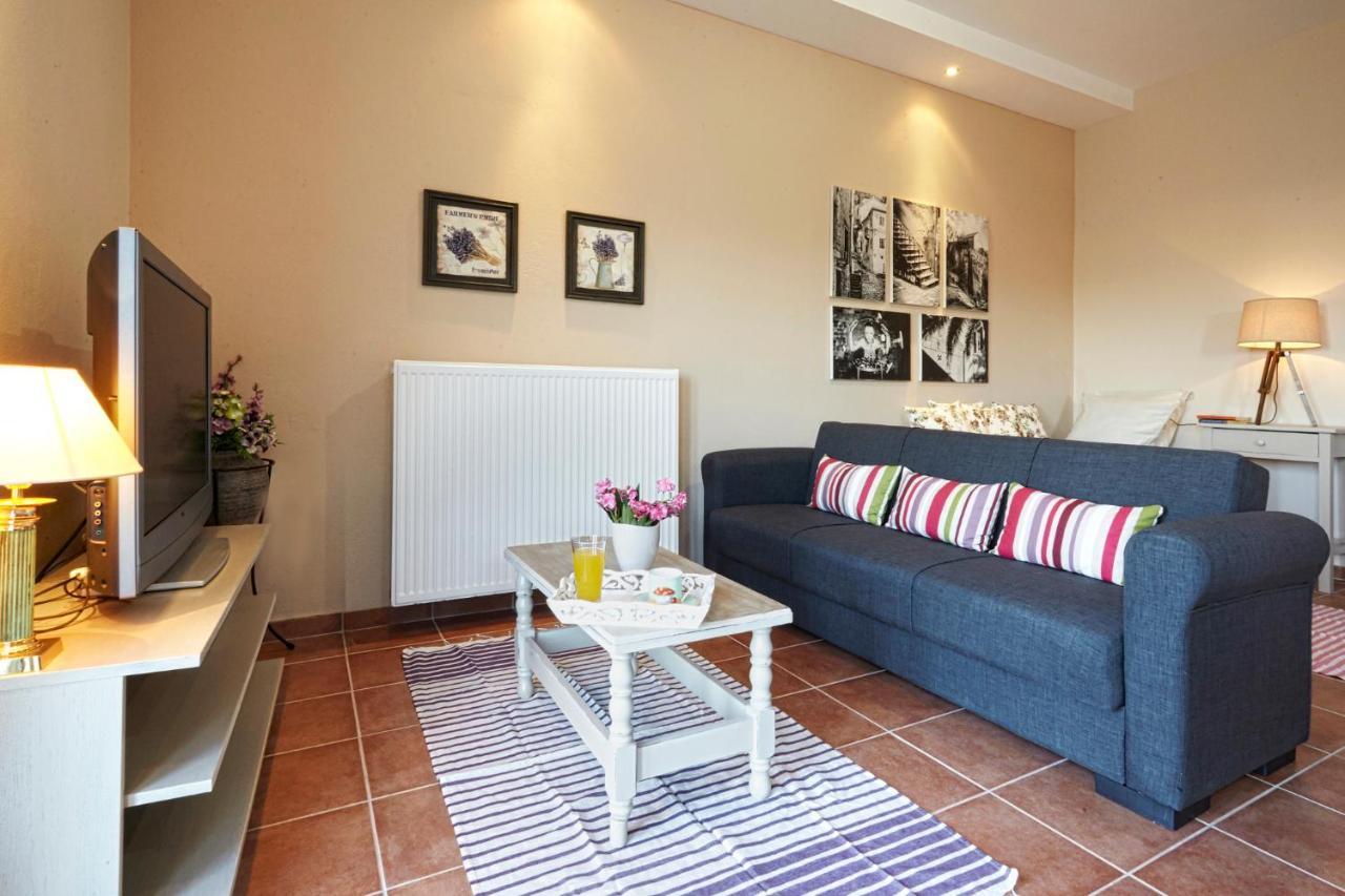 Bella View Apartment Скиатос Екстериор снимка